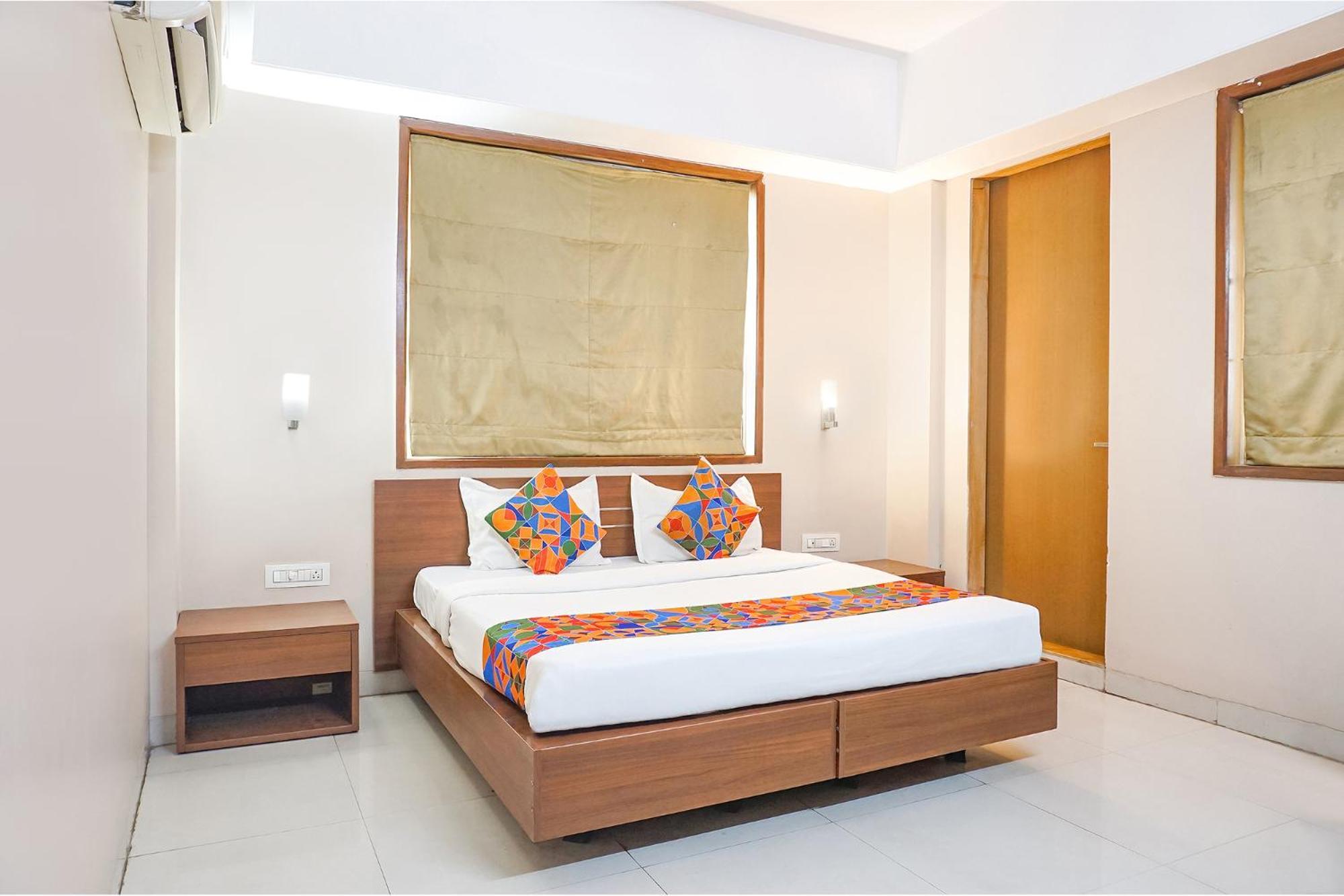 Fabhotel Classic Executive Phursungi Екстер'єр фото