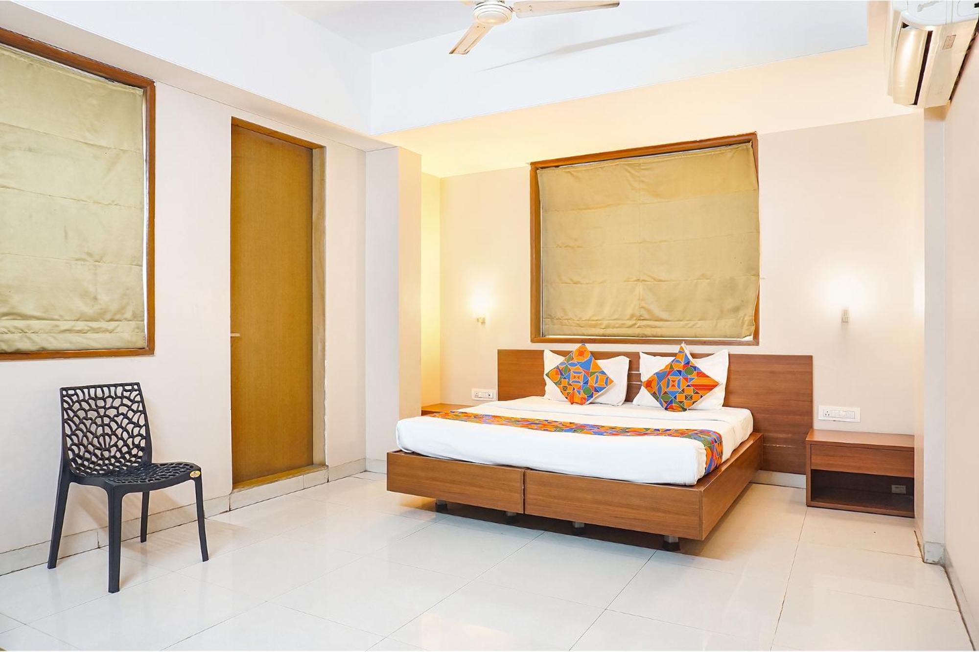 Fabhotel Classic Executive Phursungi Екстер'єр фото